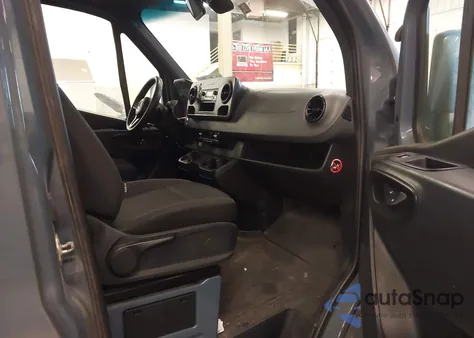 2019 Mercedes-Benz Sprinter 2500 Standard Roof V6 from USA, damaged, VIN WD4PF0CD3KP053299